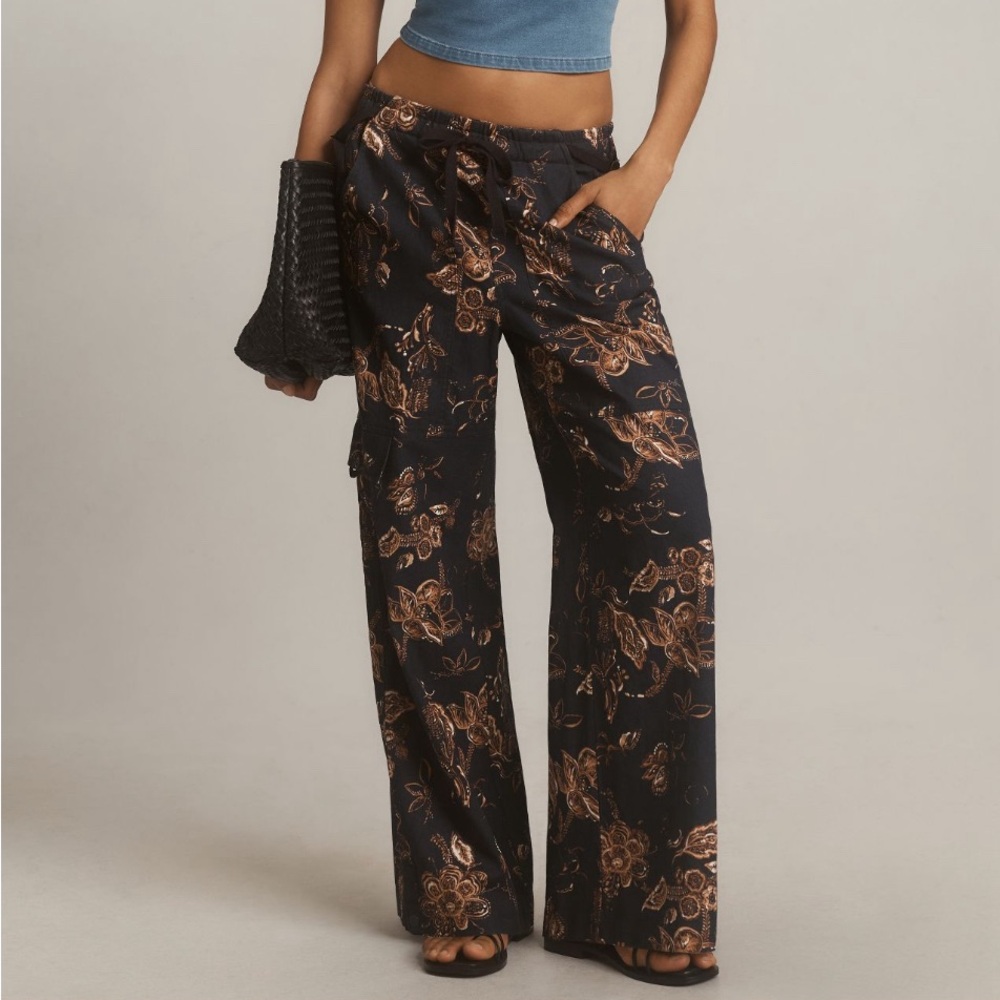Anthropologie 
Pilcro Beach Cargo Linen Pant (NWT)